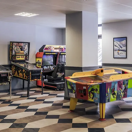 Altein Arosa, A Faern Collection Hotel