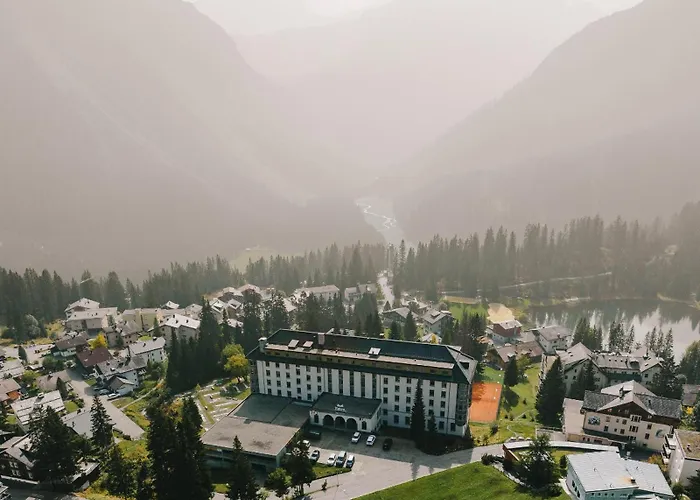 Altein Arosa, A Faern Collection Otel Arosa